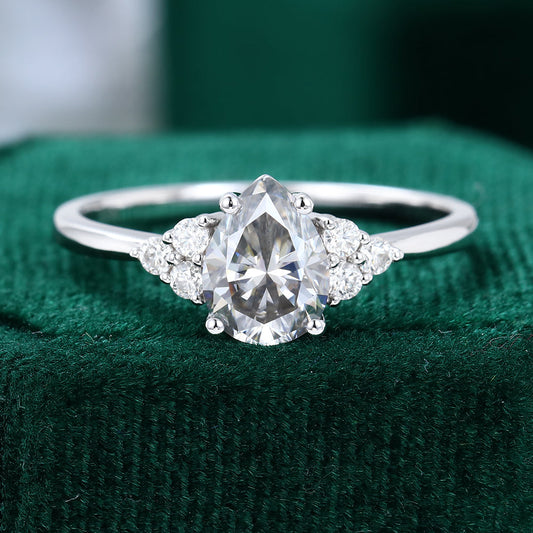 1 CT Pear Cluster Moissanite Engagement Ring