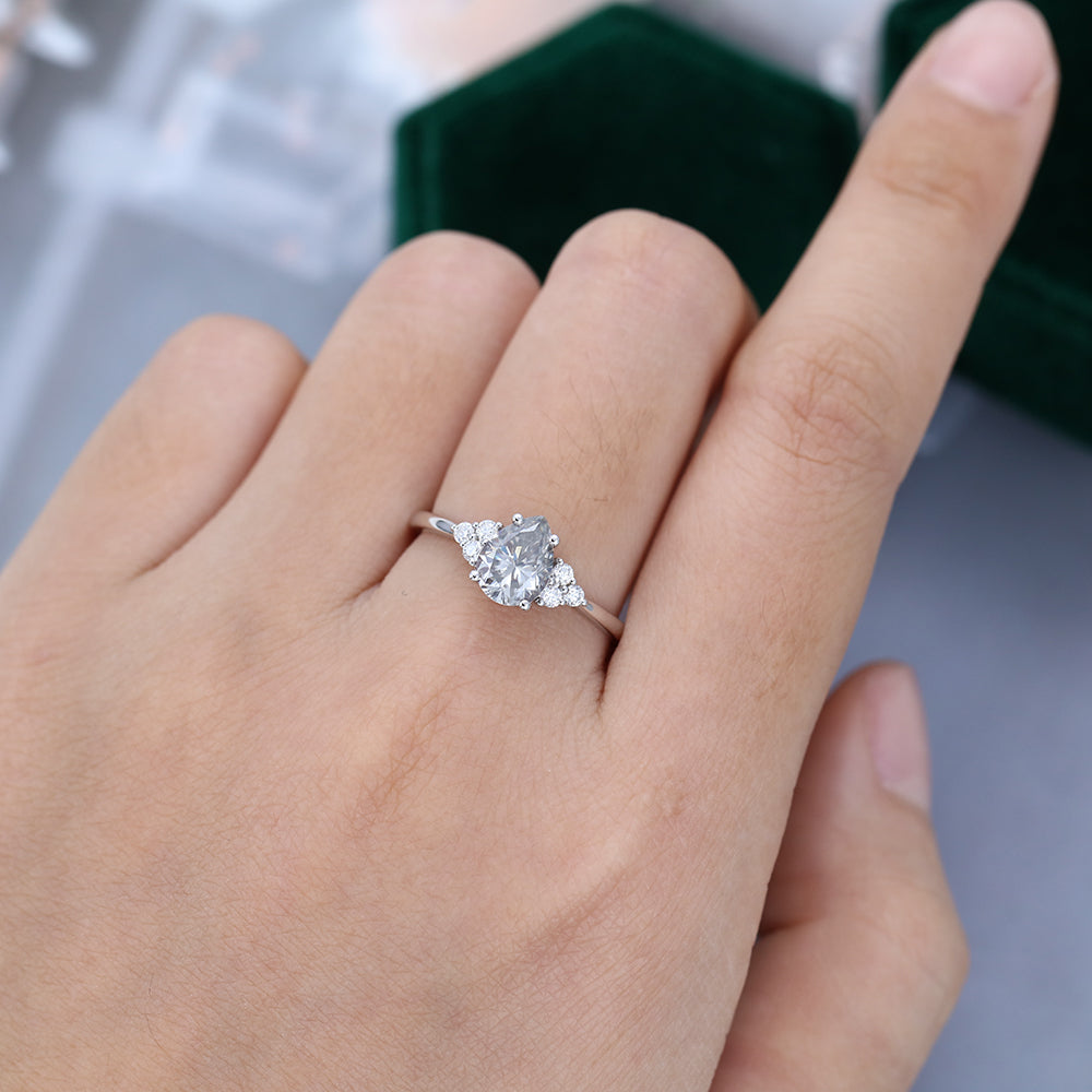 1 CT Pear Cluster Moissanite Engagement Ring
