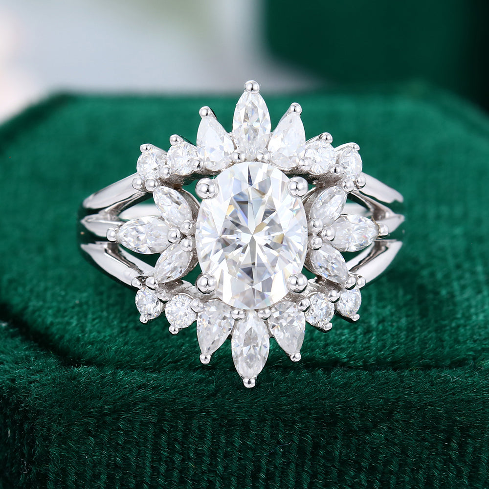 1.33 CT Oval Cluster Moissanite Bridal Set