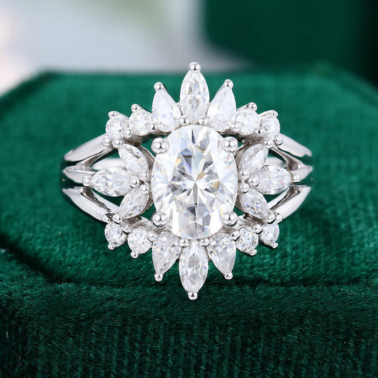 1.33 CT Oval Cluster Moissanite Bridal Set