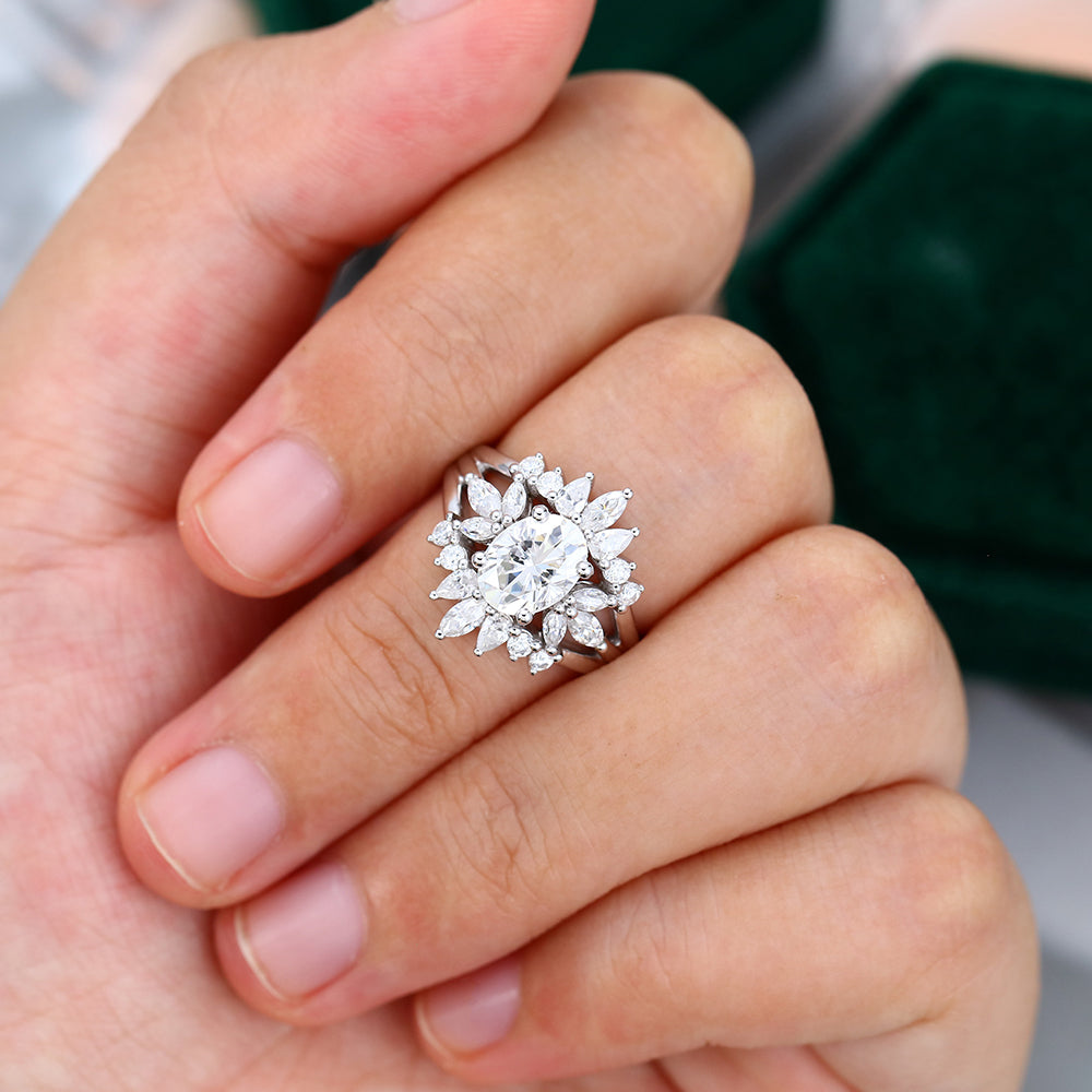 1.33 CT Oval Cluster Moissanite Bridal Set