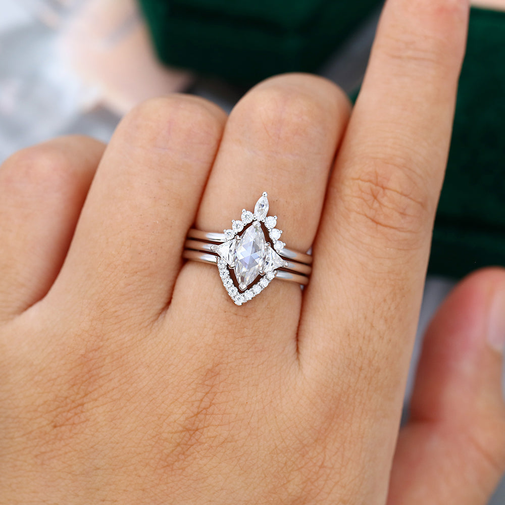 0.9 CT Marquise Three Stone Moissanite Bridal Set