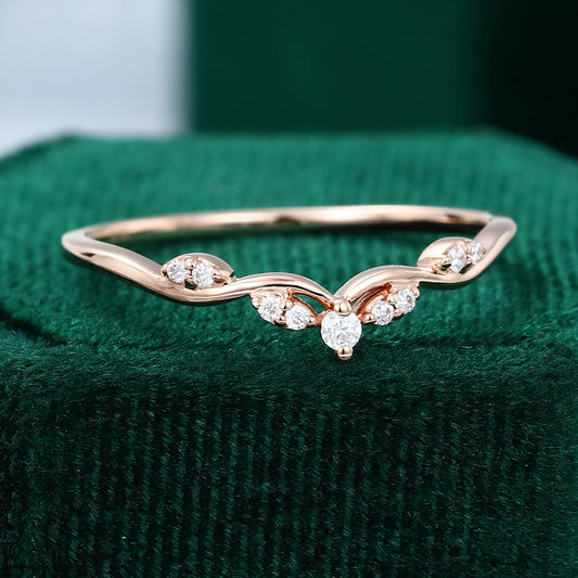 0.1 TCW Round Curved Moissanite Wedding Band