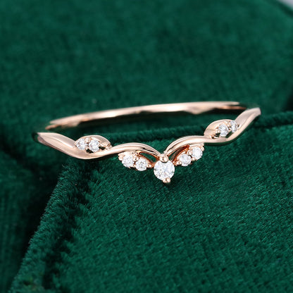 0.1 TCW Round Curved Moissanite Wedding Band
