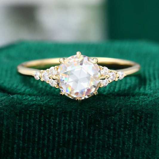 1.10 CT Round Cluster Moissanite Engagement Ring