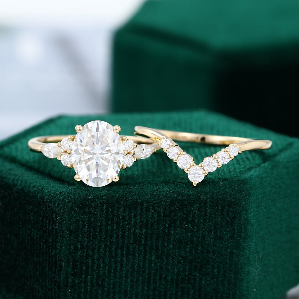 1.91 CT Oval Cluster Moissanite Bridal Set