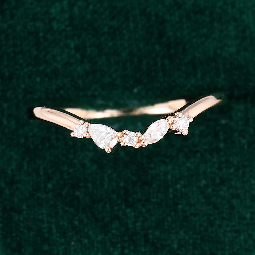 0.3 TCW Pear, Marquise & Round Cluster Moissanite Wedding Band