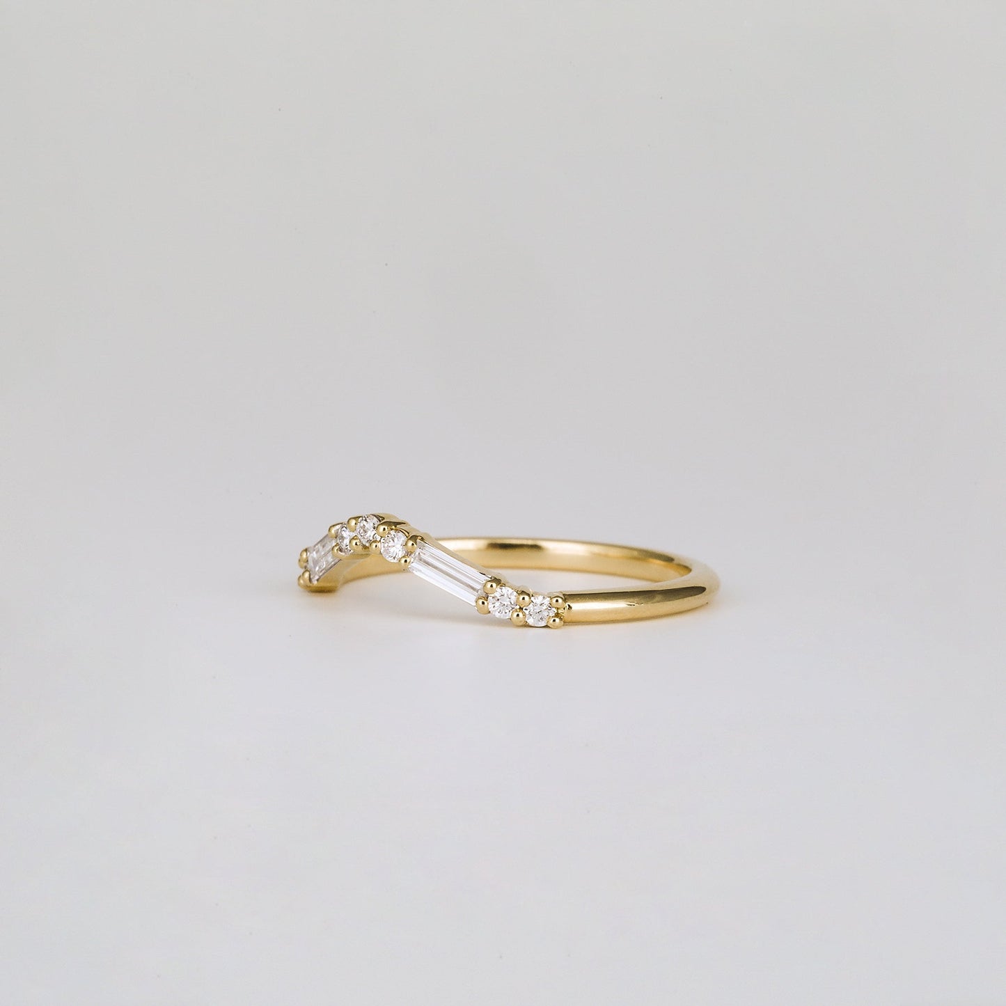 0.20 TCW Round & Baguette Curved Moissanite Wedding Band