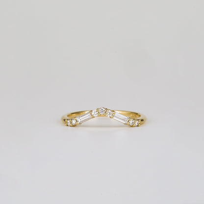 0.20 TCW Round & Baguette Curved Moissanite Wedding Band