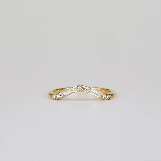 0.20 TCW Round & Baguette Curved Moissanite Wedding Band