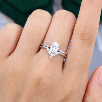 1.33 CT Oval Solitaire Moissanite Bridal Set