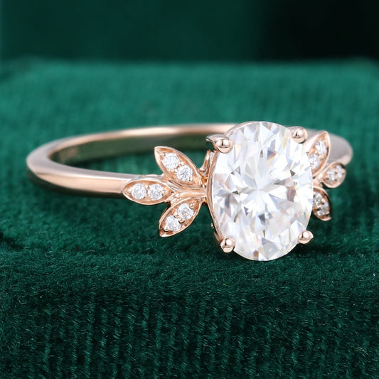 1.33 CT Oval Cluster Moissanite Engagement Ring
