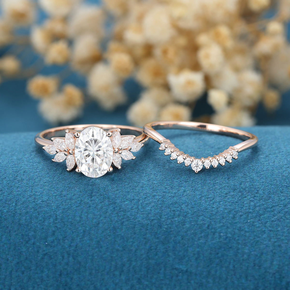 1.33 CT Oval Cluster Moissanite Bridal Set