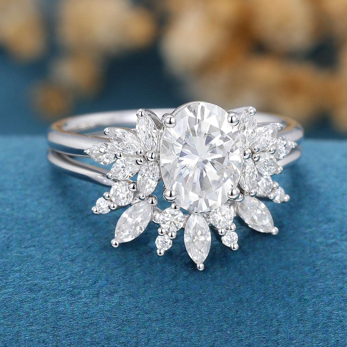 1.33 CT Oval Cluster Moissanite Bridal Set