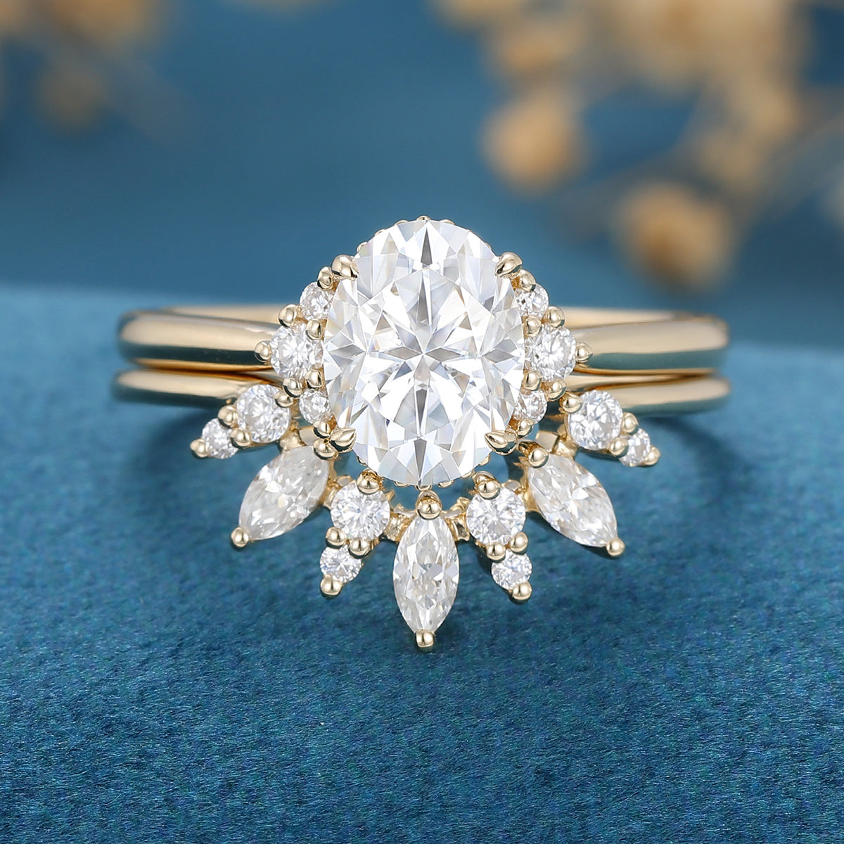 1.33 CT Oval Cluster Moissanite Bridal Set