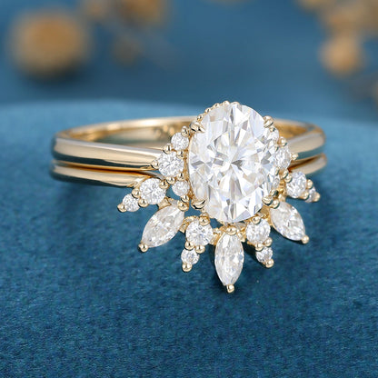 1.33 CT Oval Cluster Moissanite Bridal Set