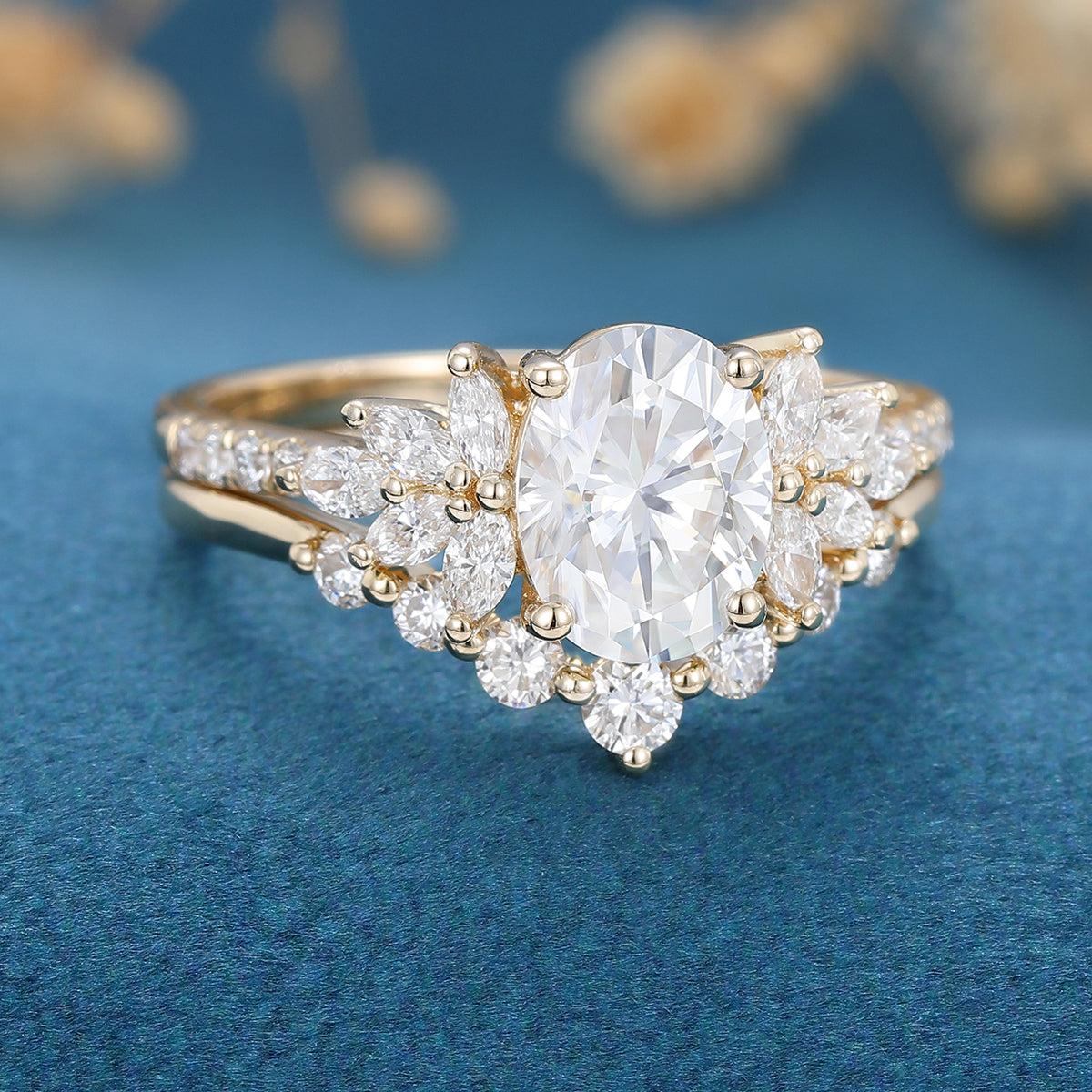 1.33 CT Oval Cluster Moissanite Bridal Set