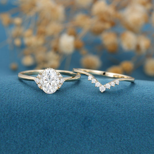 1.33 CT Oval Cluster Moissanite Bridal Set