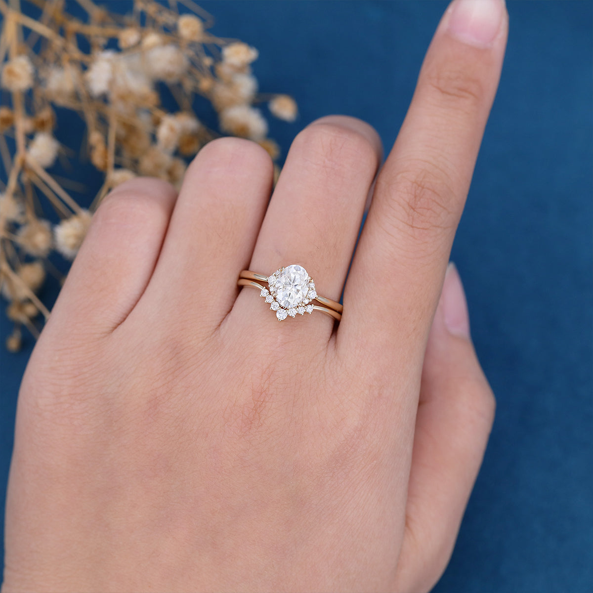 1.33 CT Oval Cluster Moissanite Bridal Set