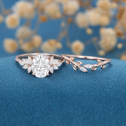 1.33 CT Oval Moissanite Bridal Set
