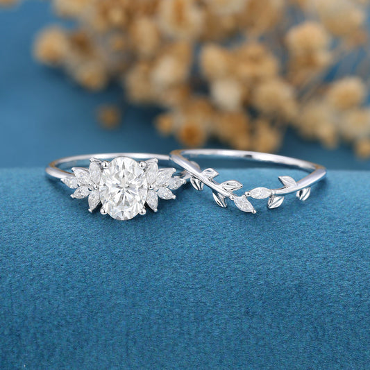 1.33 CT Oval Cluster Moissanite Bridal Set