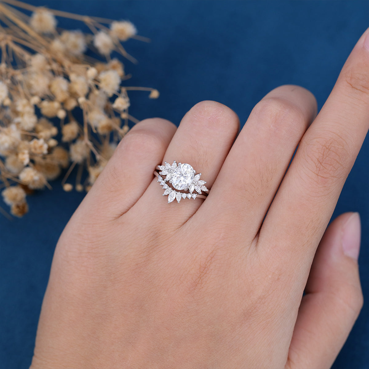 1.33 CT Oval Cluster Moissanite Bridal Set