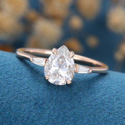 1 CT Pear Three Stone Moissanite Engagement Ring
