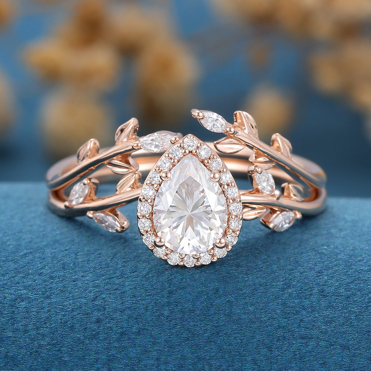 1 CT Pear Halo & Vintage Moissanite Bridal Set