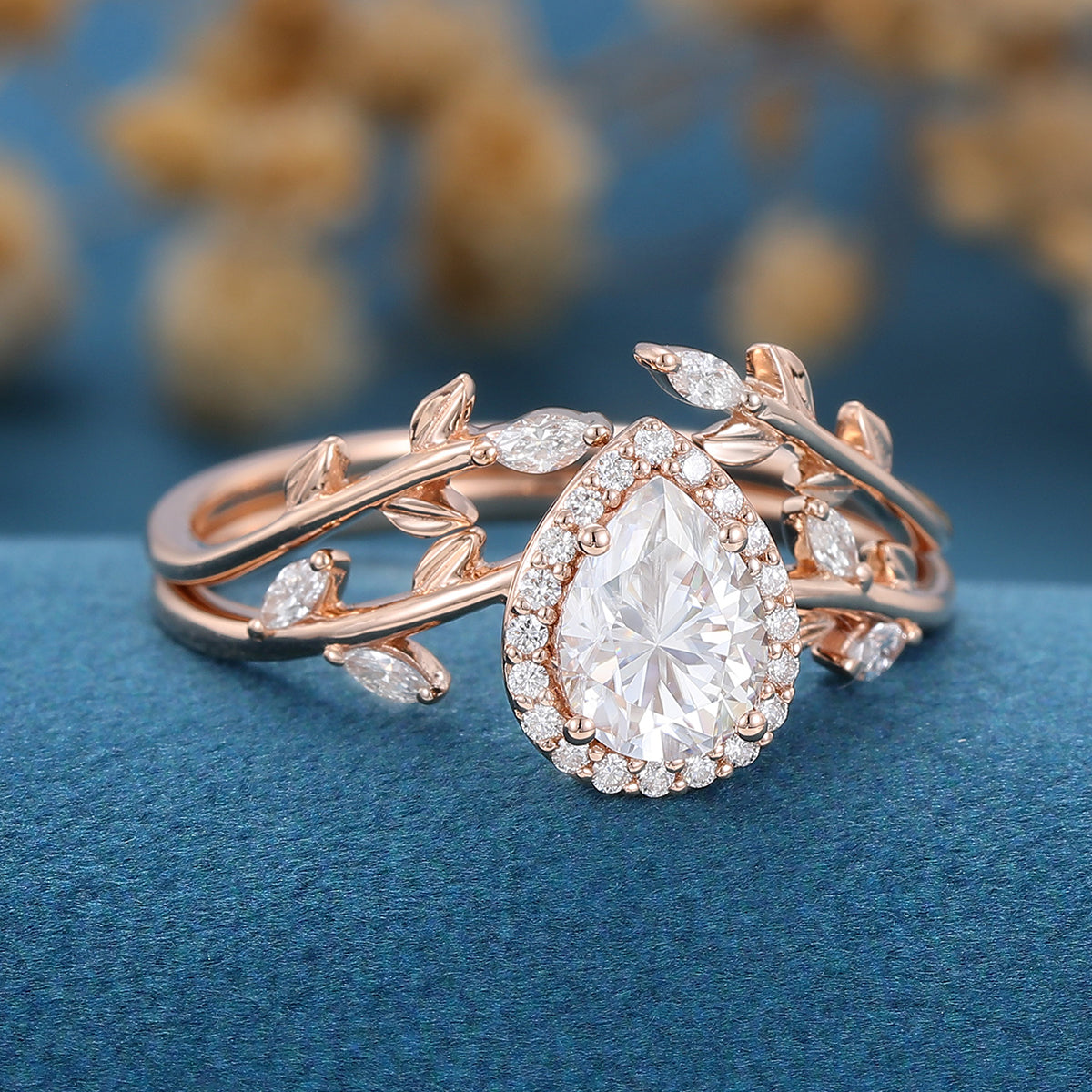 1 CT Pear Halo & Vintage Moissanite Bridal Set