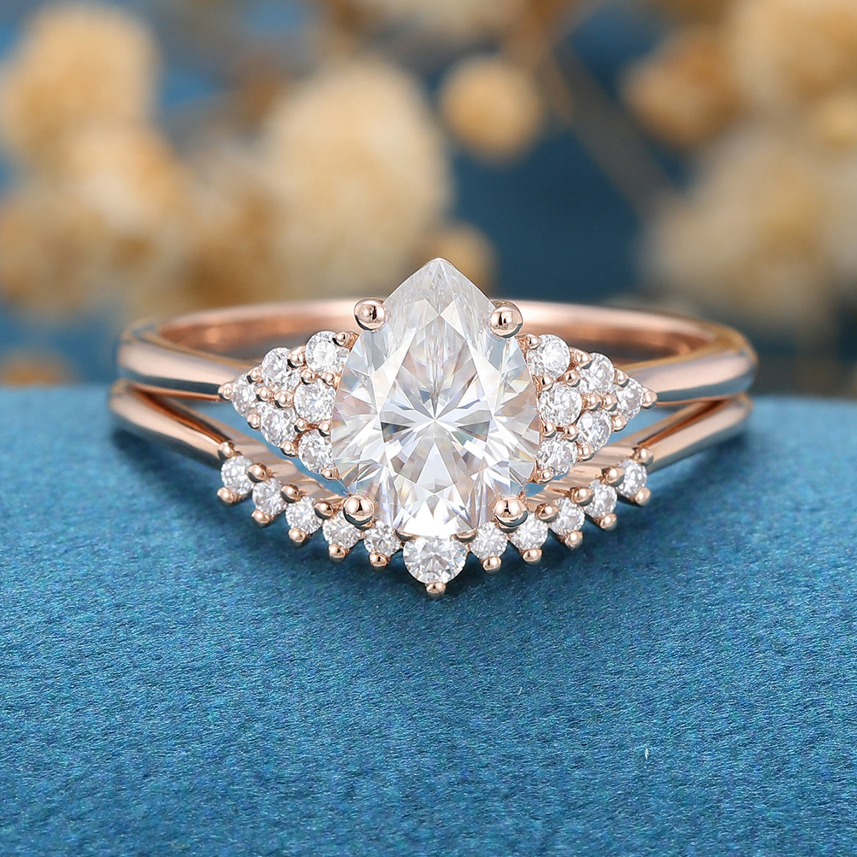 1 CT Pear Cluster Moissanite Bridal Set