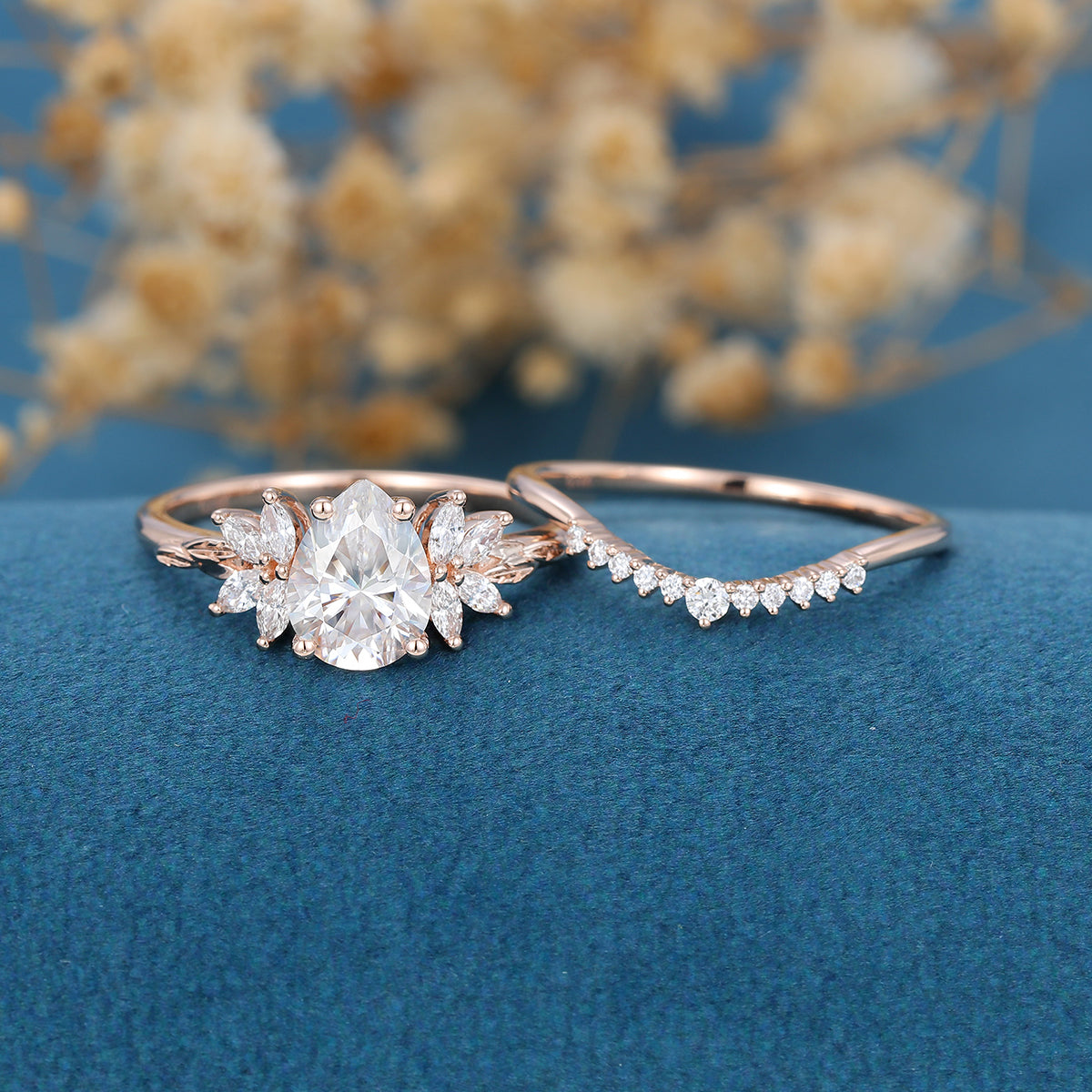 1 CT Pear Cluster Moissanite Bridal Set