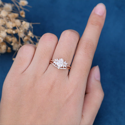 1 CT Pear Cluster Moissanite Bridal Set