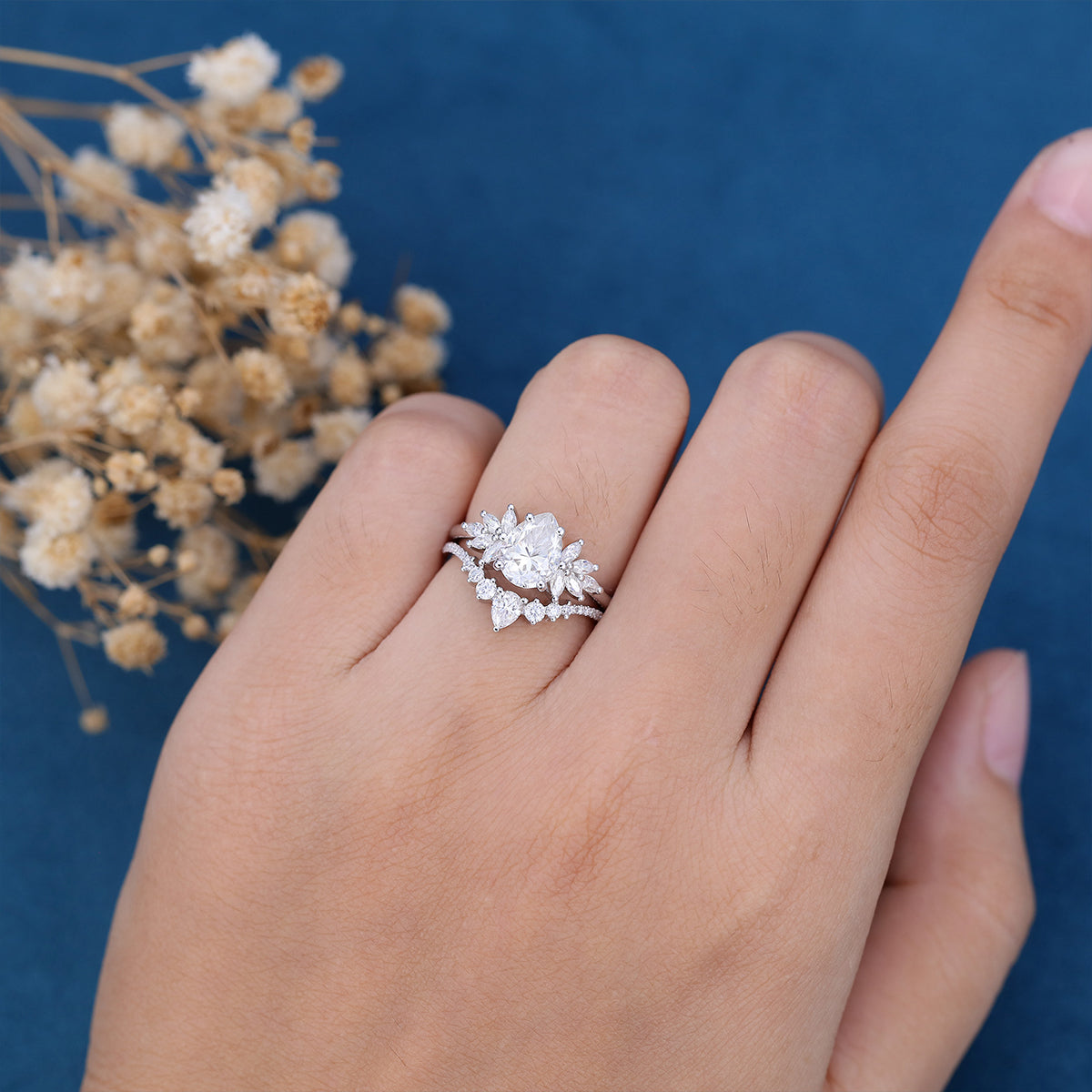 1 CT Pear Cluster Moissanite Bridal Set