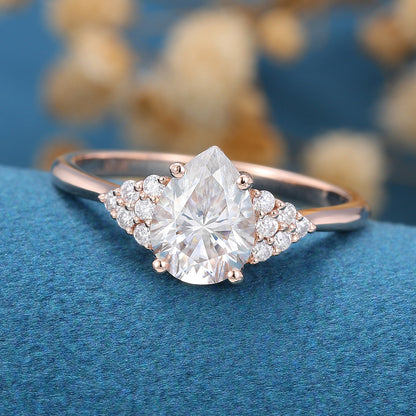 1 CT Pear Cluster Moissanite Engagement Ring