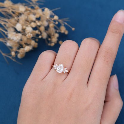 1 CT Pear Cluster Moissanite Engagement Ring