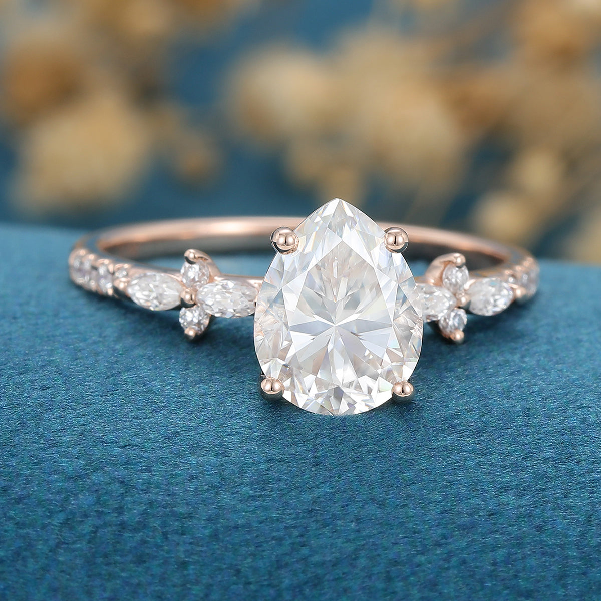 1 CT Pear Cluster Moissanite Engagement Ring