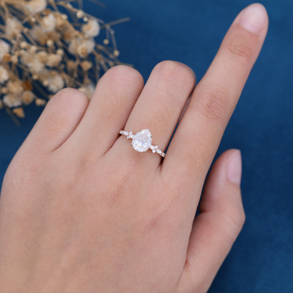 1 CT Pear Cluster Moissanite Engagement Ring