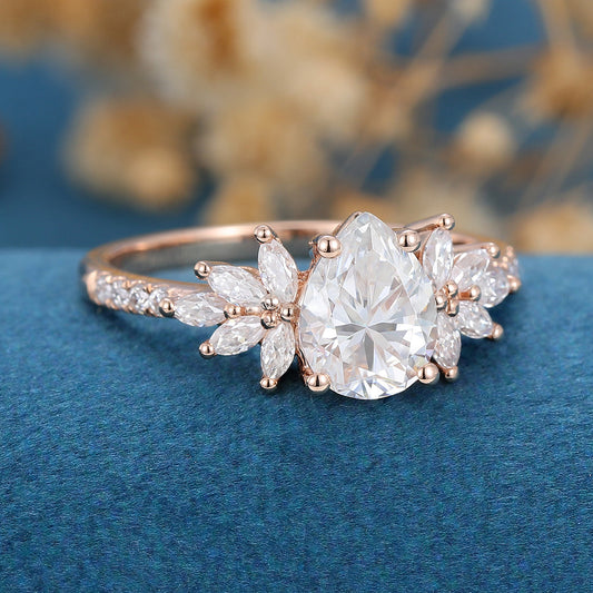 1 CT Pear Cluster Moissanite Engagement Ring