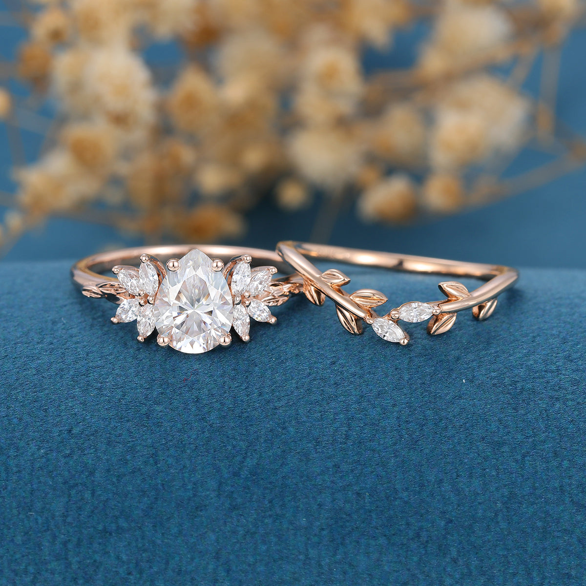 1 CT Pear Cluster Moissanite Bridal Set