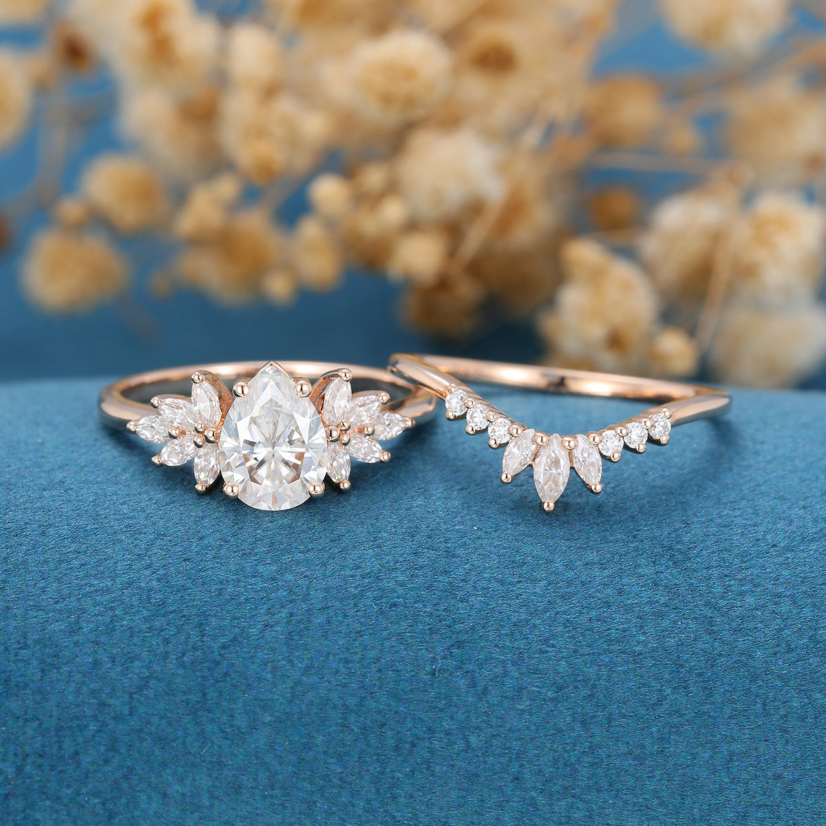 1 CT Pear Cluster Moissanite Bridal Set