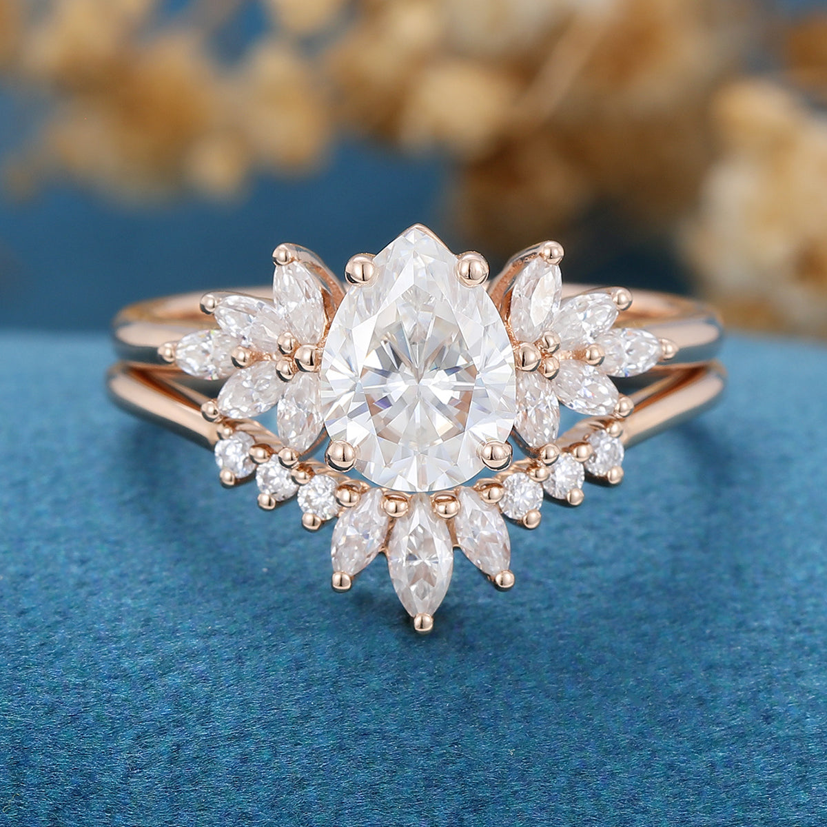 1 CT Pear Cluster Moissanite Bridal Set
