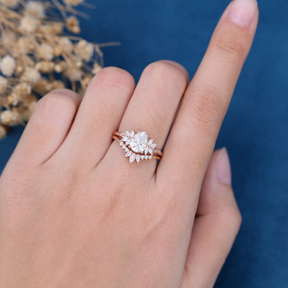 1 CT Pear Cluster Moissanite Bridal Set