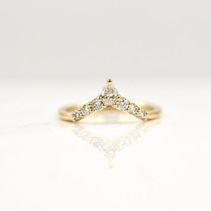 0.31 TCW Round & Pear Curved Moissanite Wedding Band