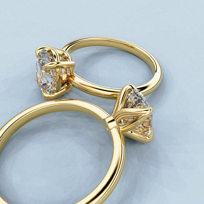 2 CT Oval Solitaire Moissanite Engagement Ring