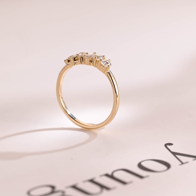 0.2 TCW Round Cluster Moissanite Wedding Band