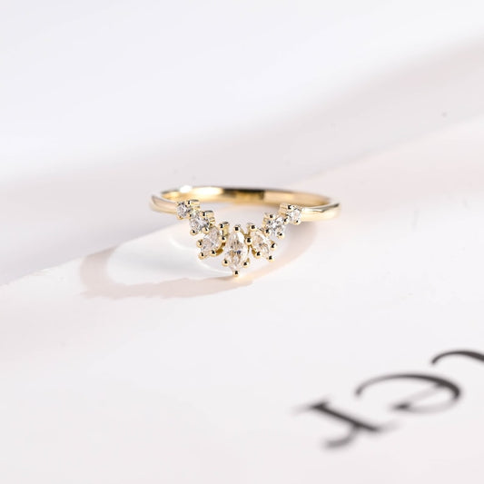 0.2 TCW Marquise & Round Curved Moissanite Wedding Band