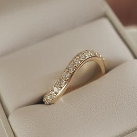 0.3 TCW Round Curved Moissanite Wedding Band