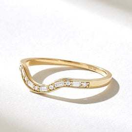 0.3 TCW Round Curved Moissanite Wedding Band