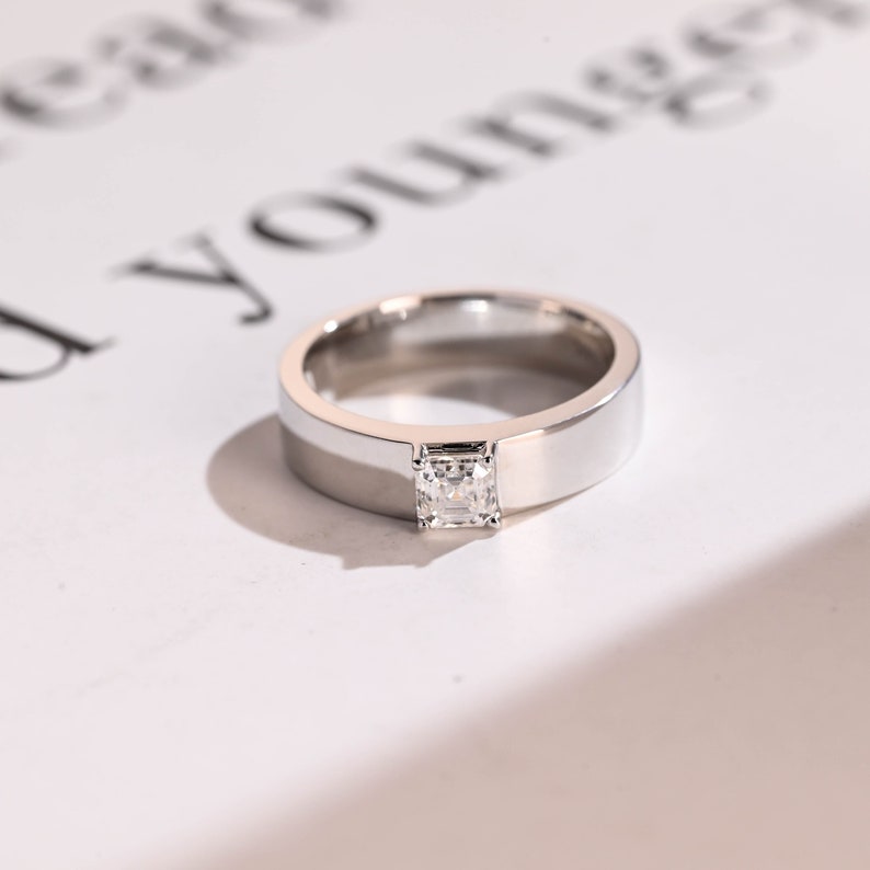 0.1 CT Asscher Moissanite Solitaire Men's Wedding Band