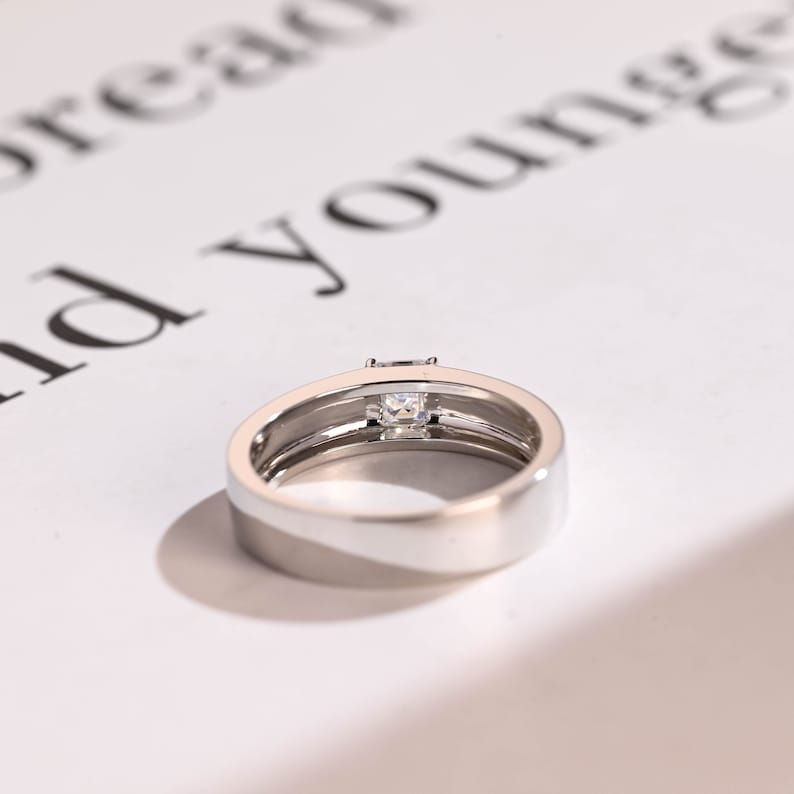 0.1 CT Asscher Moissanite Solitaire Men's Wedding Band